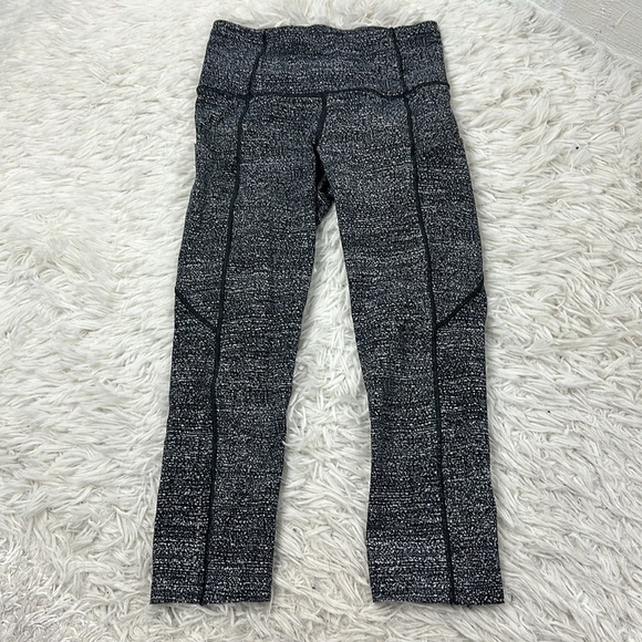 Lululemon Fast & Free Crop II *Nulux 19" Twillines Ice Grey Black - Picture 1 of 5